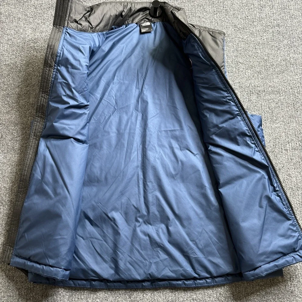 The North Face Everyday Insulated Vest Mens L Shady Blue Black Embroidered NWT